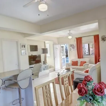 Thaliana House 2 Bedroom Near