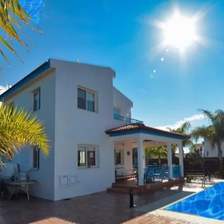 Thaliana House 2 Bedroom Near *